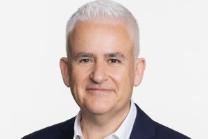 "Philip Hoare nominato nuovo CEO di Balfour Beatty: un leader esperto per una crescita sostenibile"