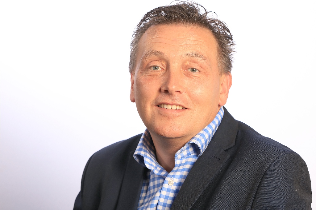 Robert Doherty nominato direttore regionale di SES Engineering North: strategie di crescita e sviluppo dell'azienda. Robert Doherty nominato direttore regionale di SES Engineering North: strategie di crescita e sviluppo dell'azienda.