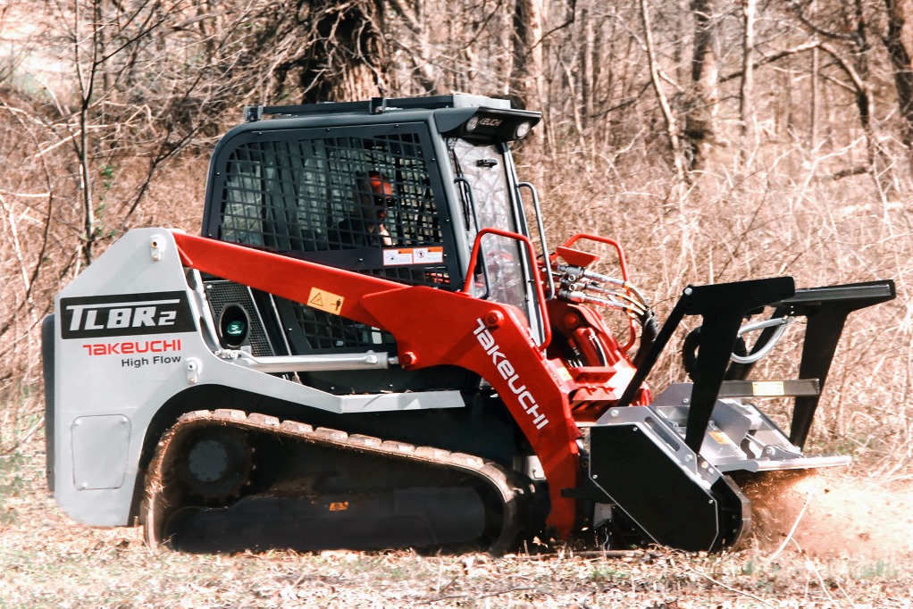 "Takeuchi UK torna sul mercato dei caricatori compatti: novità e prospettive per il settore edile" "Takeuchi UK torna sul mercato dei caricatori compatti: novità e prospettive per il settore edile"