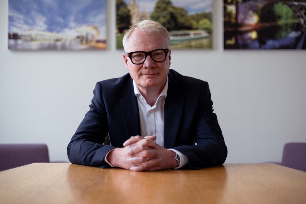 "UK Construction Week Birmingham: I relatori di spicco che non puoi perdere" "UK Construction Week Birmingham: I relatori di spicco che non puoi perdere"