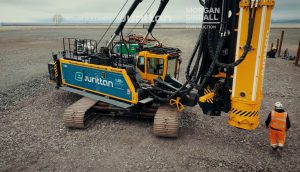 Prima prova al mondo di un martinetto di palizzata completamente alimentato a batteria nel Regno Unito