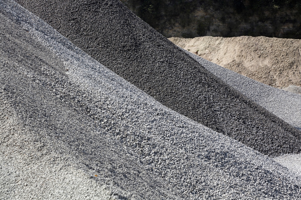 L'estrazione di materiali in Scozia: un settore fondamentale per l'economia del paese L'estrazione di materiali in Scozia: un settore fondamentale per l'economia del paese