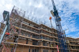 Ritardi nella costruzione di appartamenti del consiglio a Southwick: impatto sulla comunità e possibili soluzioni