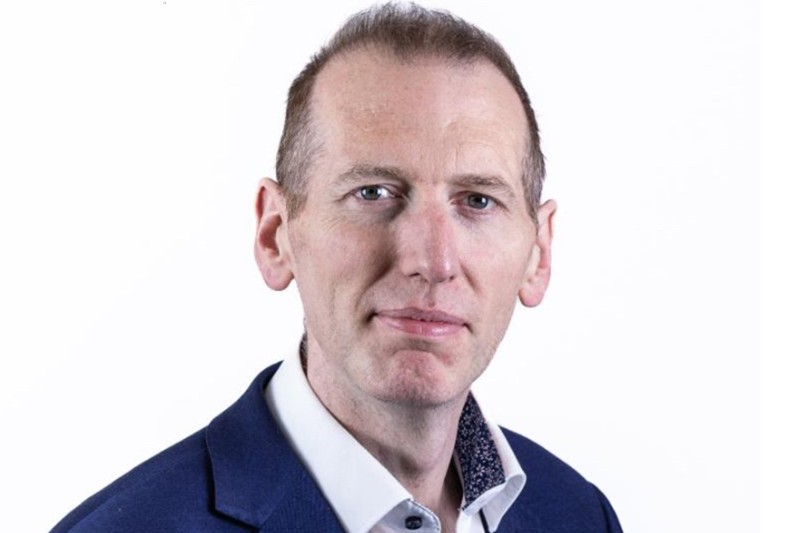 Turner & Townsend rafforza il team di consulenza con la nomina di Michael Mahon come direttore per l'energia e le risorse naturali Turner & Townsend rafforza il team di consulenza con la nomina di Michael Mahon come direttore per l'energia e le risorse naturali