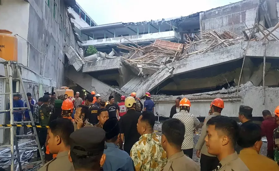 Indonesia School Building Collapse Kills 36, Construction Expansion Eyed as Cause Indonesia School Building Collapse Kills 36, Construction Expansion Eyed as Cause