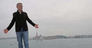 La Biennale di Venezia 2025: un'opportunità per ripensare l'architettura e affrontare il cambiamento climatico