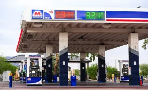 Nuova tassa sui carburanti in Michigan: ogni centesimo destinato ai trasporti per migliorare le strade e la sicurezza stradale