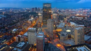 Cumming Group raddoppia le proprie dimensioni nella regione della Nuova Inghilterra con l'acquisizione di LeftField in un periodo di intensa attività di fusione e acquisizione 

Approfondimento
L'acquisizione di LeftField da parte di Cumming Group rappresenta un passo significativo nell'espansione dell'azienda nella regione della Nuova Inghilterra. Questa operazione di mercato è solo l'ultima di una serie di acquisizioni che hanno caratterizzato il settore negli ultimi tempi.
Possibili Conseguenze
La crescita di Cumming Group nella regione potrebbe avere un impatto positivo sull'economia locale, con la creazione di nuove opportunità di lavoro e l'aumento della competitività nel mercato. Tuttavia, è anche possibile che l'acquisizione possa portare a una riduzione della concorrenza e a una maggiore concentrazione del potere economico.
Opinione
Non è possibile esprimere un'opinione oggettiva su questo evento, poiché dipende da vari fattori e prospettive. Tuttavia, è chiaro che l'acquisizione di LeftField da parte di Cumming Group rappresenta un importante sviluppo nel settore.
Analisi Critica dei Fatti
L'analisi dei fatti rivela che l'acquisizione di LeftField da parte di Cumming Group è il risultato di una strategia di espansione mirata. La crescita dell'azienda nella regione della Nuova Inghilterra potrebbe essere il risultato di una combinazione di fattori, tra cui la domanda di servizi e la presenza di opportunità di mercato.
Relazioni con altri fatti
L'acquisizione di LeftField da parte di Cumming Group si inserisce nel contesto di un più ampio trend di consolidamento nel settore. Altre aziende hanno effettuato acquisizioni simili in passato, e questo evento potrebbe essere il segnale di una tendenza in atto.
Contesto storico
L'acquisizione di LeftField da parte di Cumming Group si verifica in un momento di grande cambiamento nel settore. La crescente domanda di servizi e la presenza di nuove tecnologie hanno creato un ambiente in cui le aziende devono adattarsi e innovare per rimanere competitive.
Fonti
La fonte di questo articolo è Dive. Per ulteriori informazioni, si prega di visitare il sito web ufficiale di Dive e leggere l'articolo originale As M&A ramps up, Cumming Group acquires LeftField.