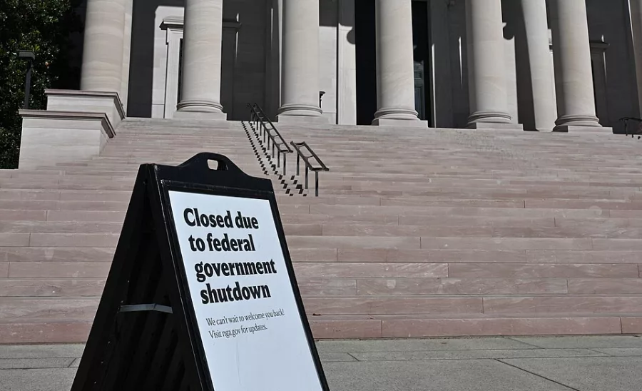 Giudice Federale Califoniano Blocca Amministrazione Trump Dal Licenziare Lavoratori Federali Durante La Chiusura Del Governo