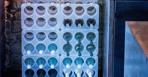 Calici e Cavatappi di Alta Qualità: L'Unione della Tecnica e dell'Estetica per gli Appassionati di Vino