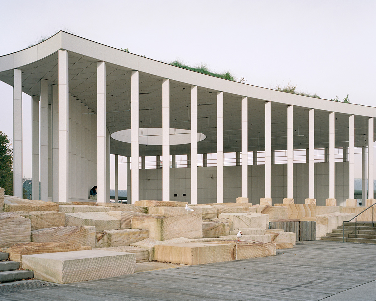 Pier Pavilion a Sydney Harbour: un esempio di architettura sostenibile con terrazzo di conchiglie d'ostrea riciclate